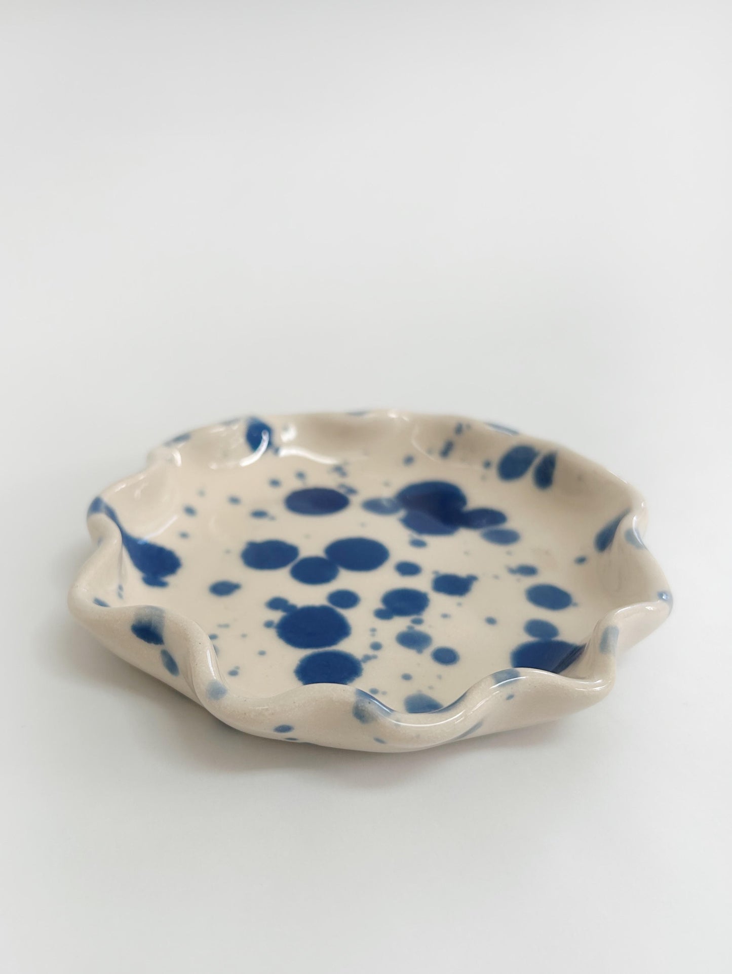 Frilled Stoneware Jewellery Dishes
