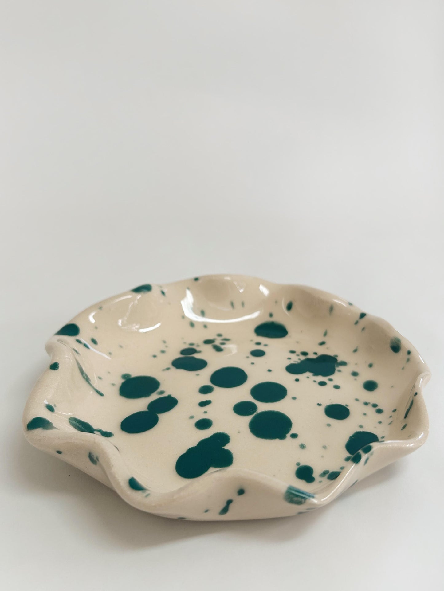 Frilled Stoneware Jewellery Dishes